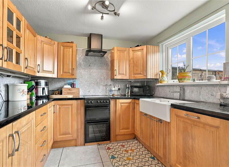 17 Shetland Gardens, Ballymena, BT42 4ER