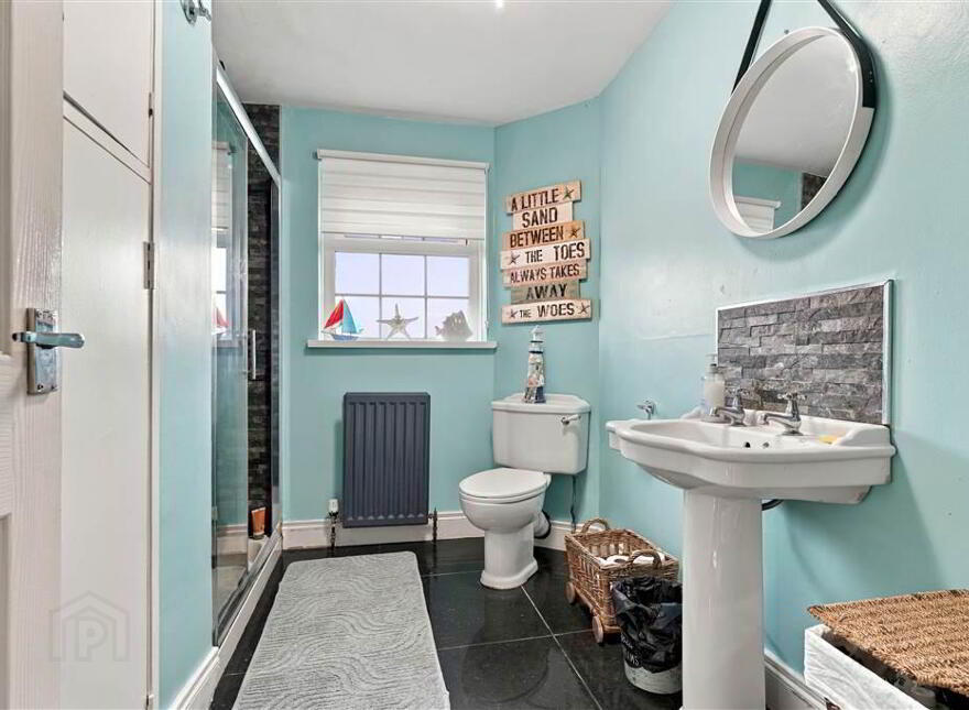 17 Shetland Gardens, Ballymena, BT42 4ER