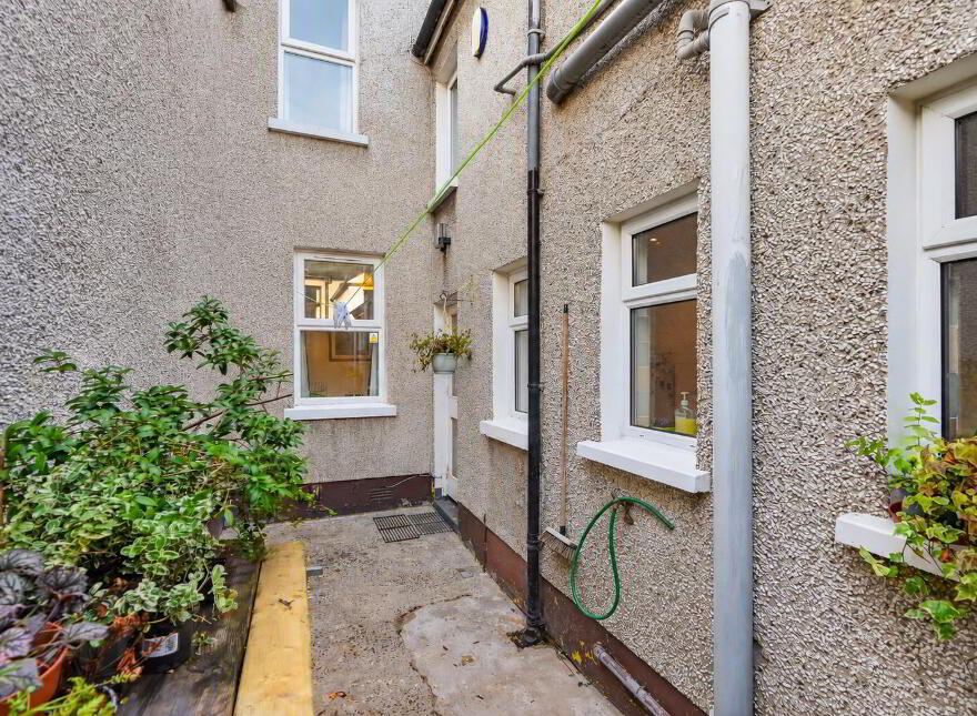 25 Chadwick Street, Belfast, BT9 7FD