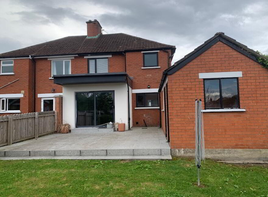 Willesden Park, Stranmillis, Belfast, BT9 5GY