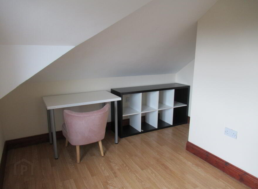 7, 142 Agincourt Avenue, Belfast, BT7 1QD
