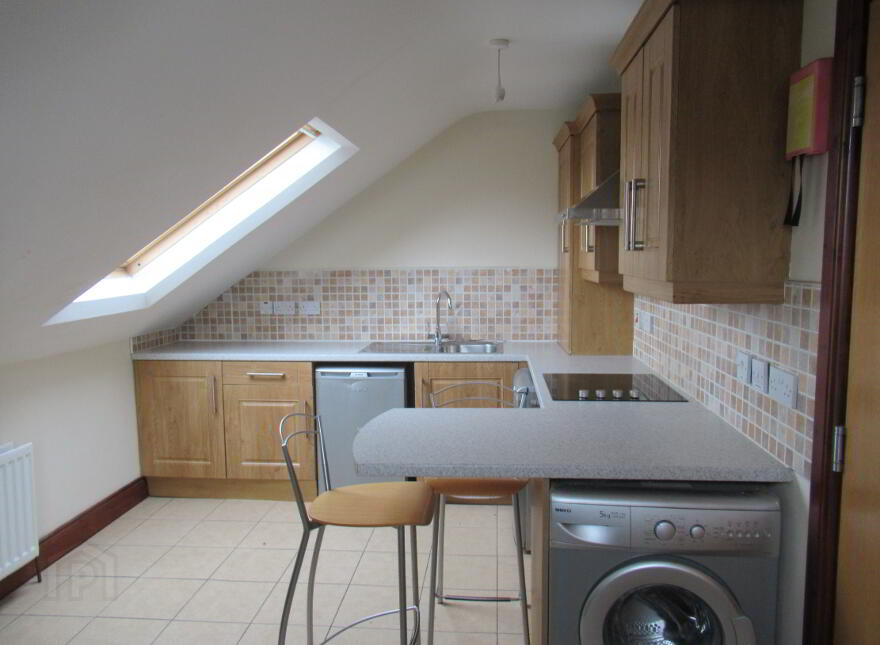 7, 142 Agincourt Avenue, Belfast, BT7 1QD