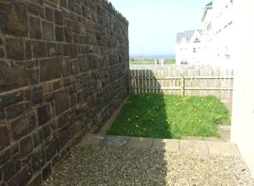 7 West Strand Avenue, Portrush, BT56 8ET