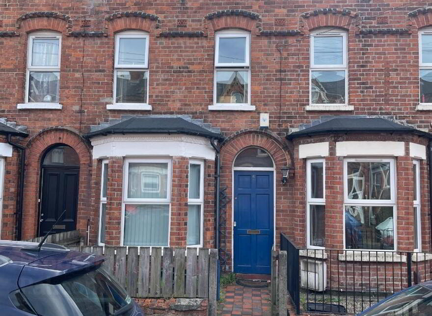 6 St Ives Gardens, Belfast, BT9 5DN photo
