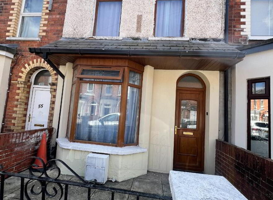 53 Farnham Street, Belfast, BT7 2FL