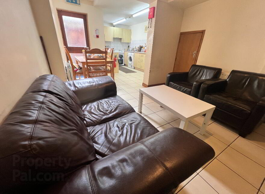 53 Farnham Street, Belfast, BT7 2FL photo