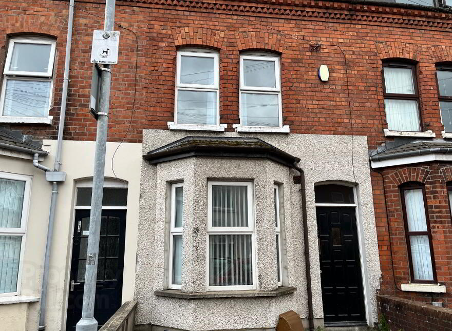 132 Dunluce Avenue, Lisburn Road, Belfast, BT9 7AZ photo