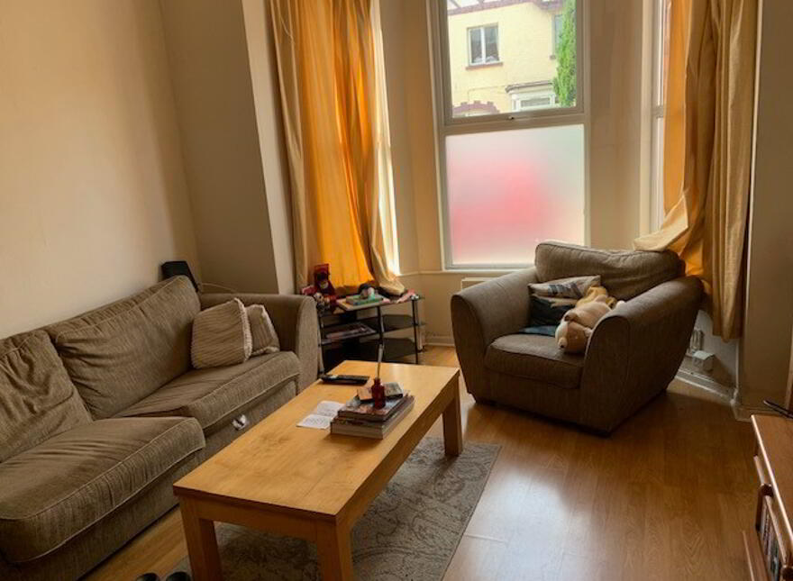 Flat 1, 103 Wellesley Avenue, Flat 1, Belfast, BT9 6DH