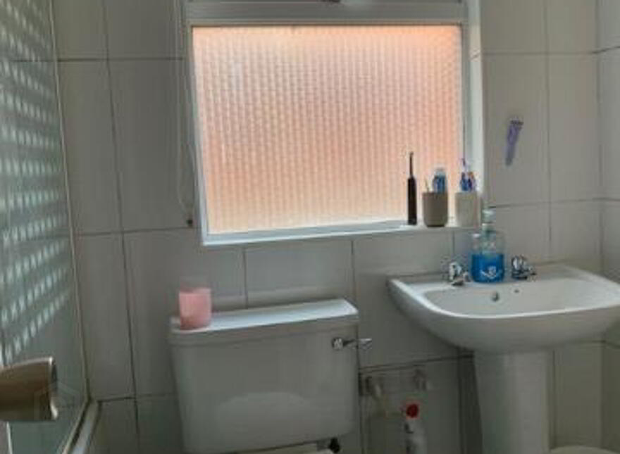 Flat 1, 103 Wellesley Avenue, Flat 1, Belfast, BT9 6DH