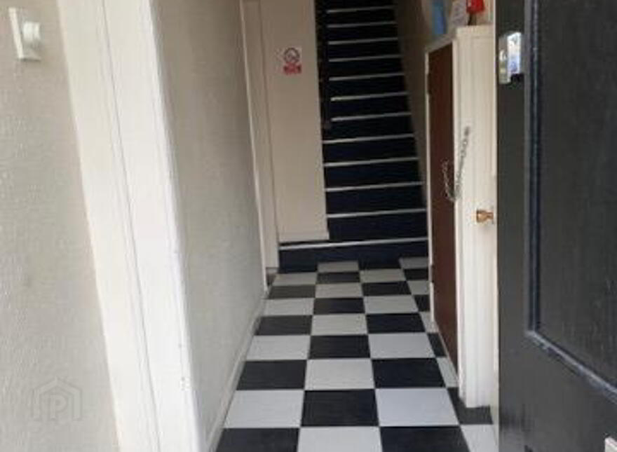 Flat 1, 103 Wellesley Avenue, Flat 1, Belfast, BT9 6DH