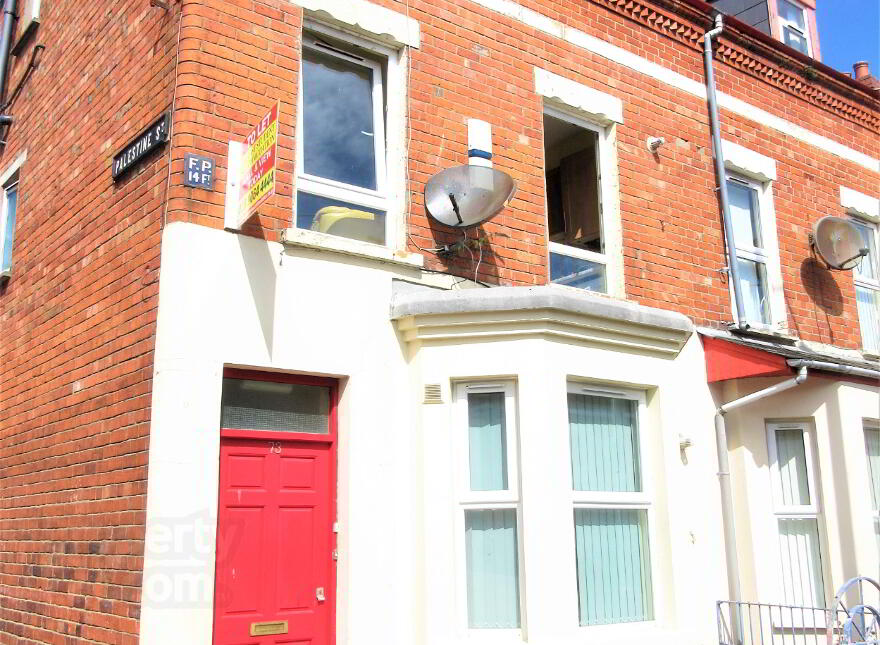 Great Apartment, 73a Agincourt Avenue, Queens Quarter, Belfast, BT7 1QB photo