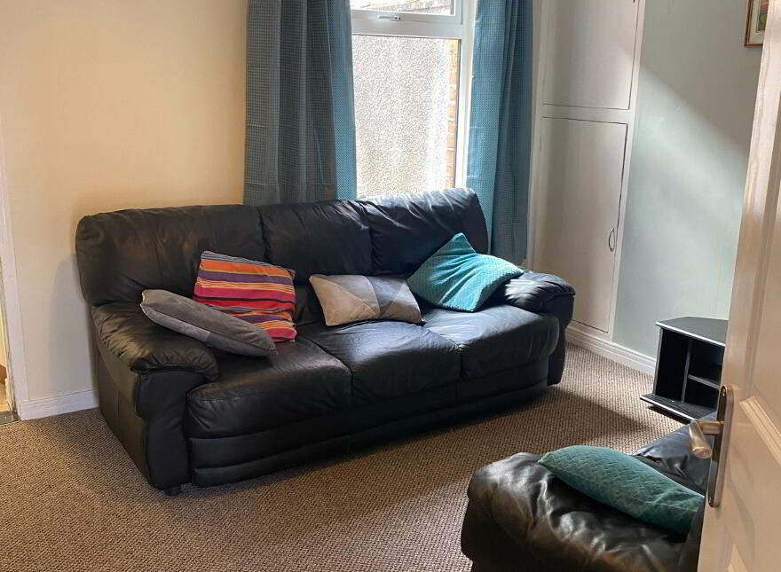 54 Lower Windsor Avenue, Belfast, BT9 7DX