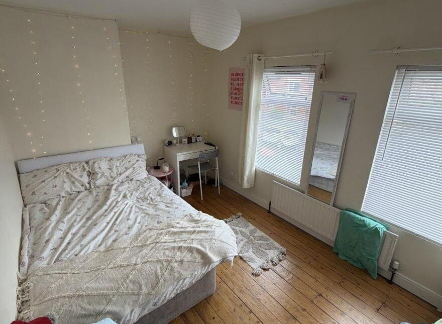 54 Lower Windsor Avenue, Belfast, BT9 7DX