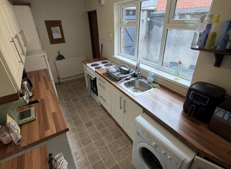 54 Lower Windsor Avenue, Belfast, BT9 7DX