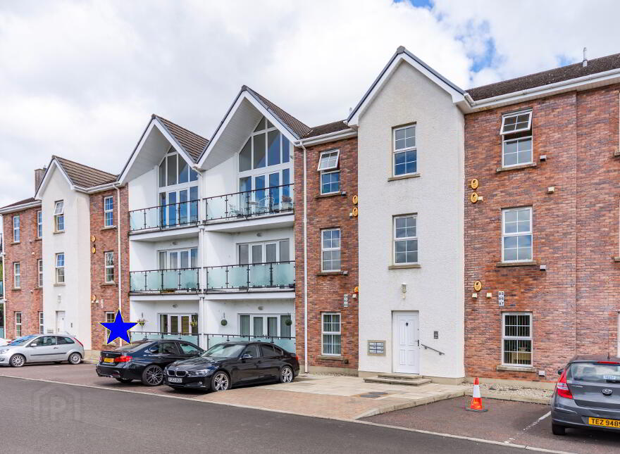 81 Waterfoot Park, Waterside, Londonderry, BT47 6SX