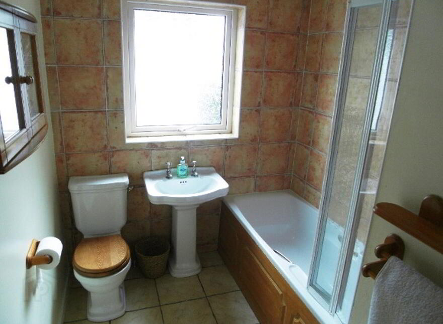 4 Tudor Dale Court, Holywood Road, Belfast, BT4 1SW