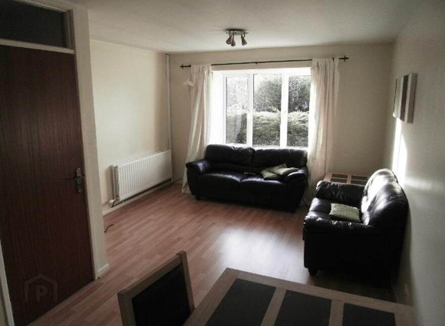 4 Tudor Dale Court, Holywood Road, Belfast, BT4 1SW