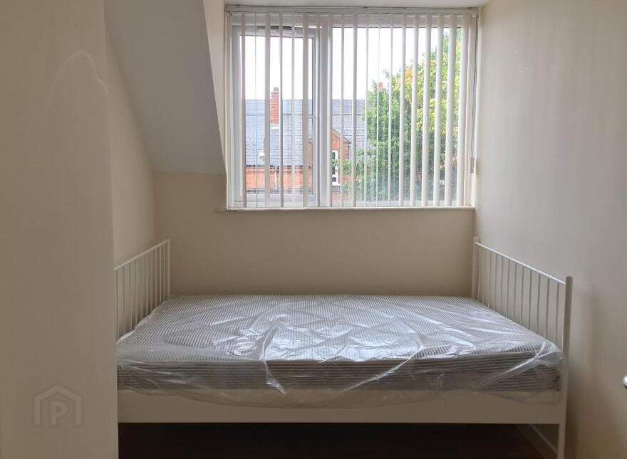 Unit 4, 65 University Avenue, Belfast, BT7 1GY