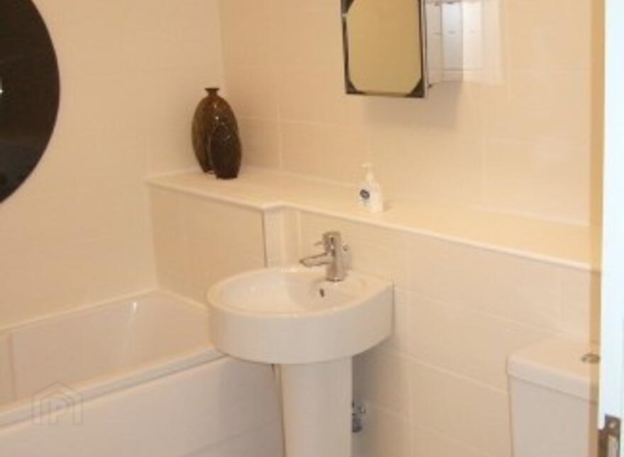 Unit 9, 18 Adelaide Park, Belfast, BT9 6FX