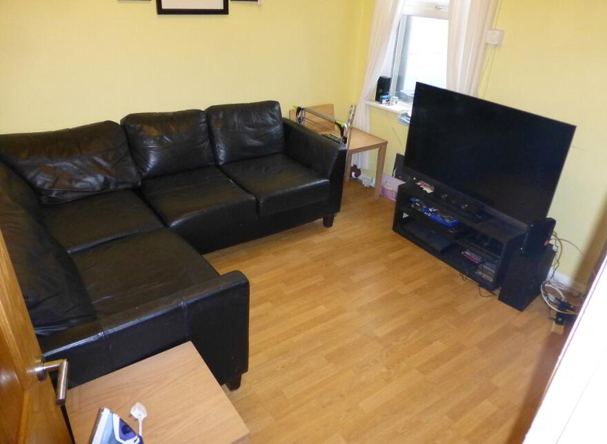 Property To Rent in BT9 PropertyPal