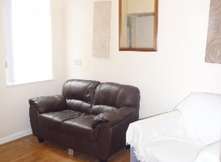 Lisburn Avenue, Lisburn Road, Belfast, BT9 7FX