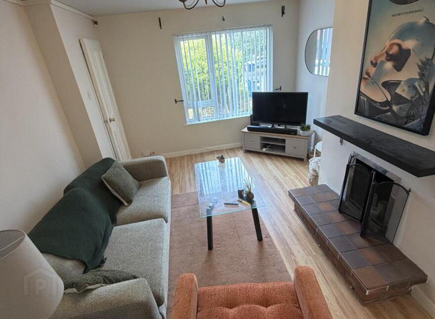 27 Hampton Parade, Belfast, BT7 3EQ