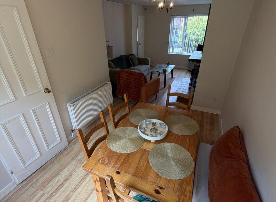 27 Hampton Parade, Belfast, BT7 3EQ