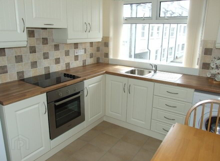 1 Strand Road, Portstewart, BT55 7LS