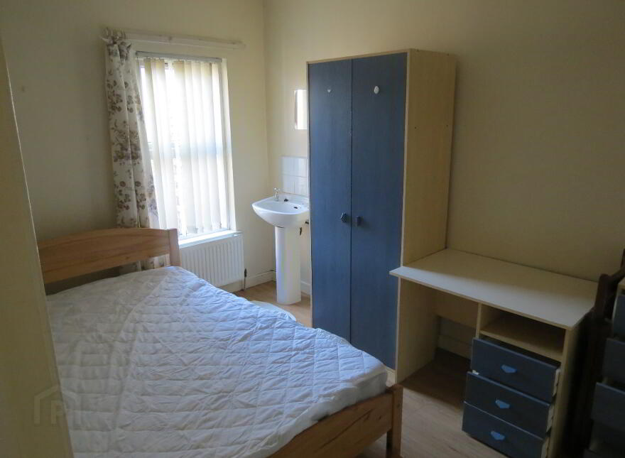 193 Dunluce Avenue, Lisburn Road, Belfast, BT9 7AX