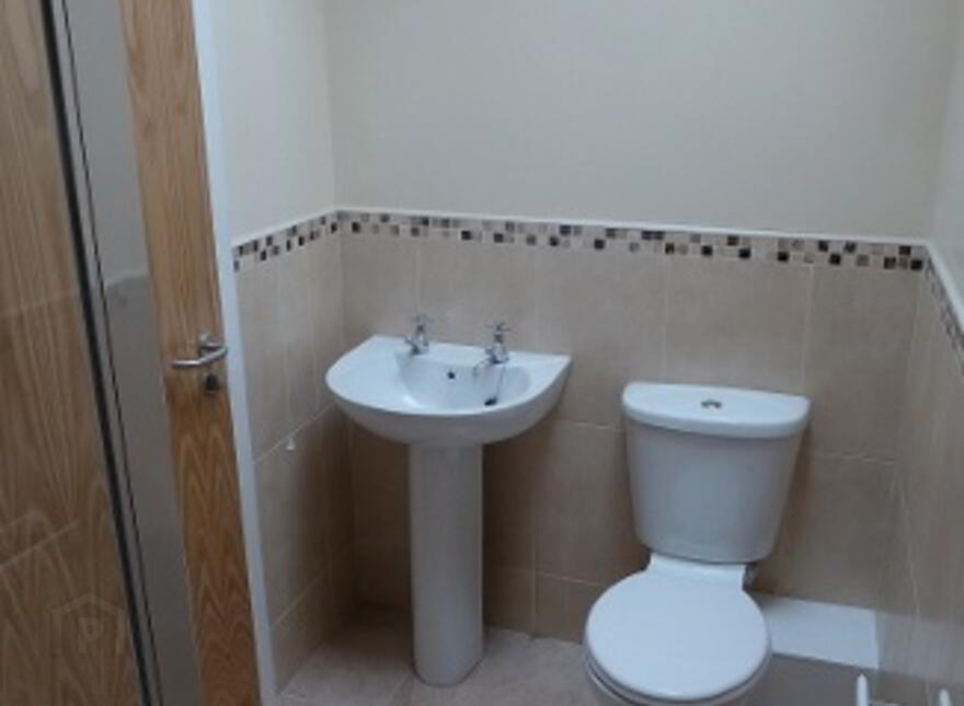 Flat 2 37 Tates Avenue, Belfast, BT9 7BY