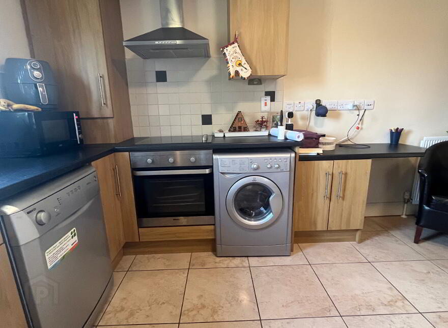Flat 2 37 Tates Avenue, Belfast, BT9 7BY