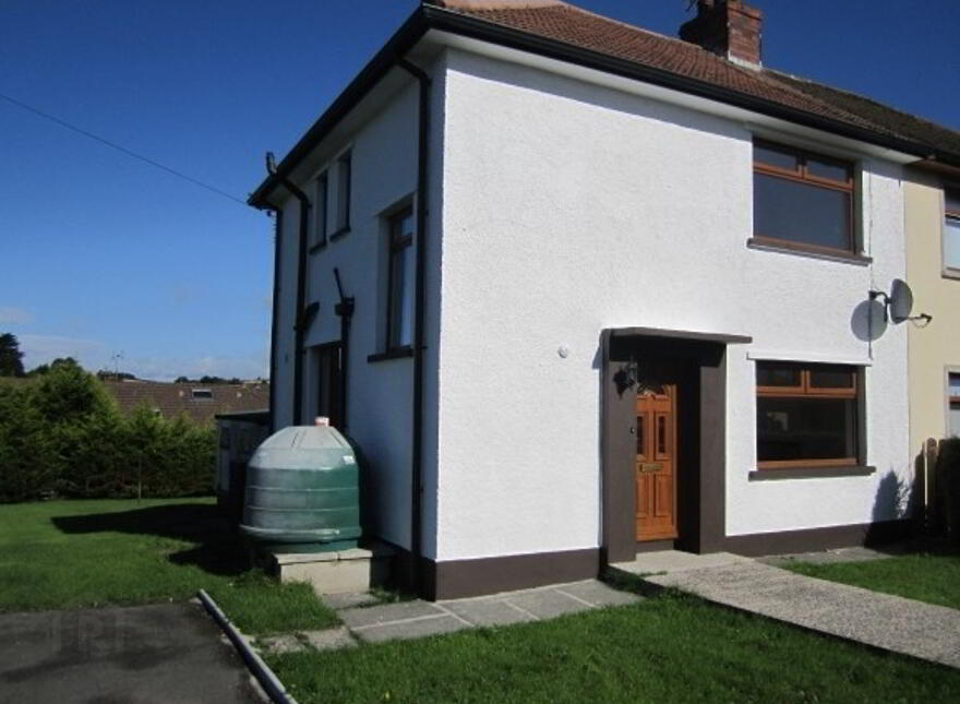 1 Cumber Gardens, Drumaness, Ballynahinch, BT24 8RN photo