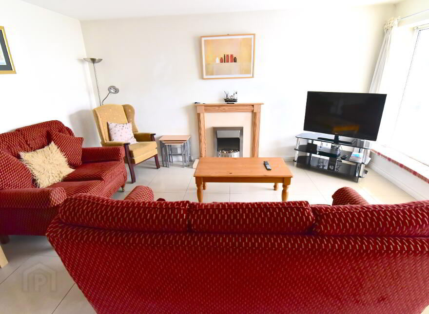 27 Old Castle Court (student Let), Portstewart, BT56 8GR