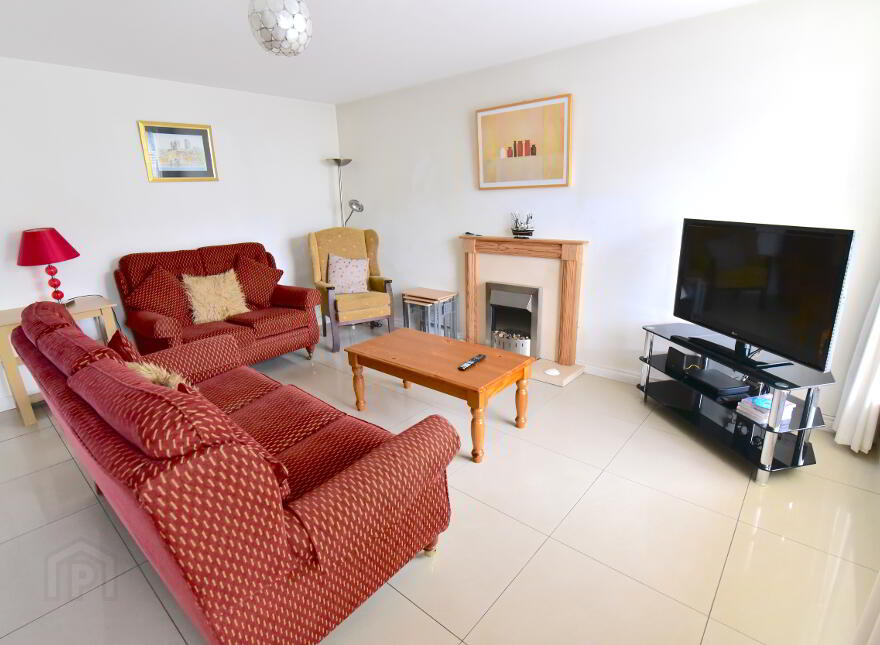 27 Old Castle Court (student Let), Portstewart, BT56 8GR