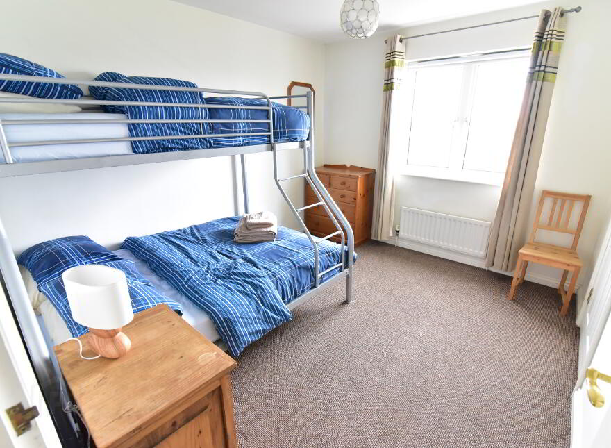 27 Old Castle Court (student Let), Portstewart, BT56 8GR