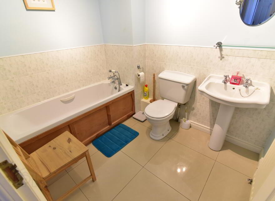 27 Old Castle Court (student Let), Portstewart, BT56 8GR