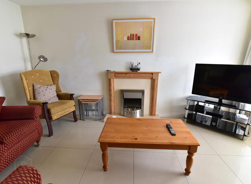 27 Old Castle Court (student Let), Portstewart, BT56 8GR