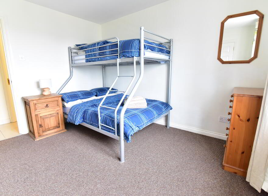 27 Old Castle Court (student Let), Portstewart, BT56 8GR