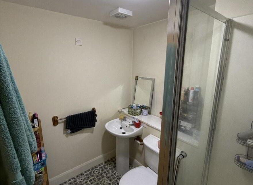 A1.6 Whitehall Square, Belfast, BT12 5EU