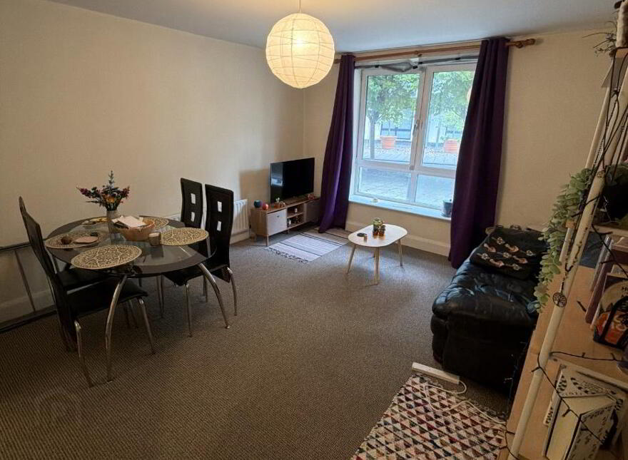 A1.6 Whitehall Square, Belfast, BT12 5EU