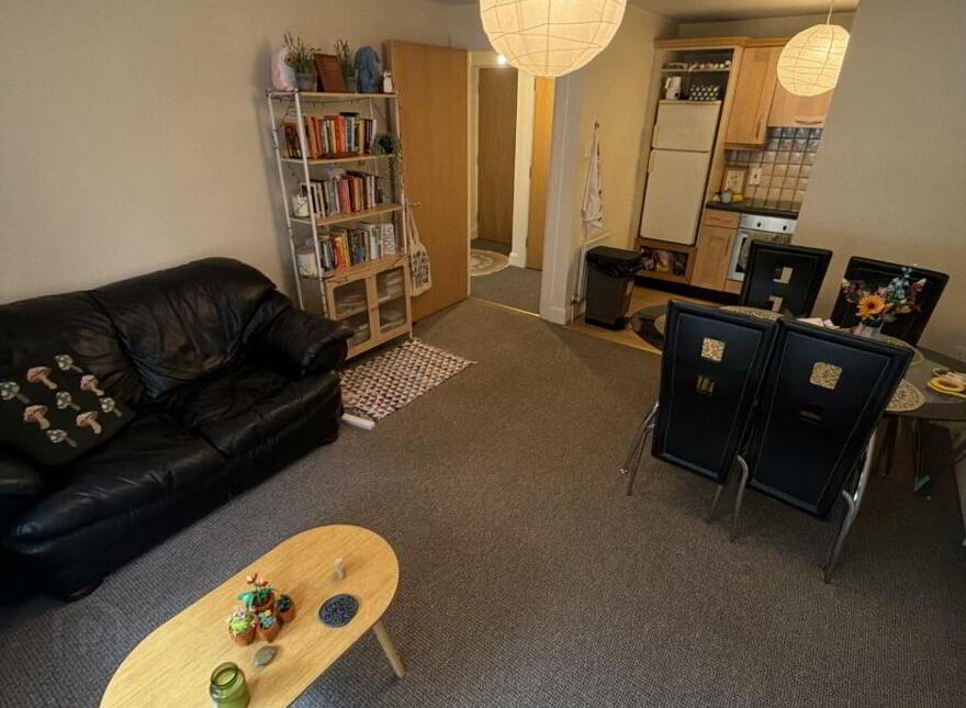 A1.6 Whitehall Square, Belfast, BT12 5EU