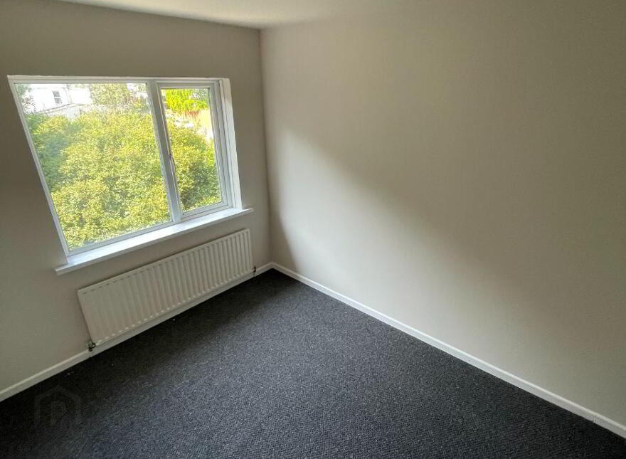 5 Eastleigh Dale, Belfast, BT4 3DT