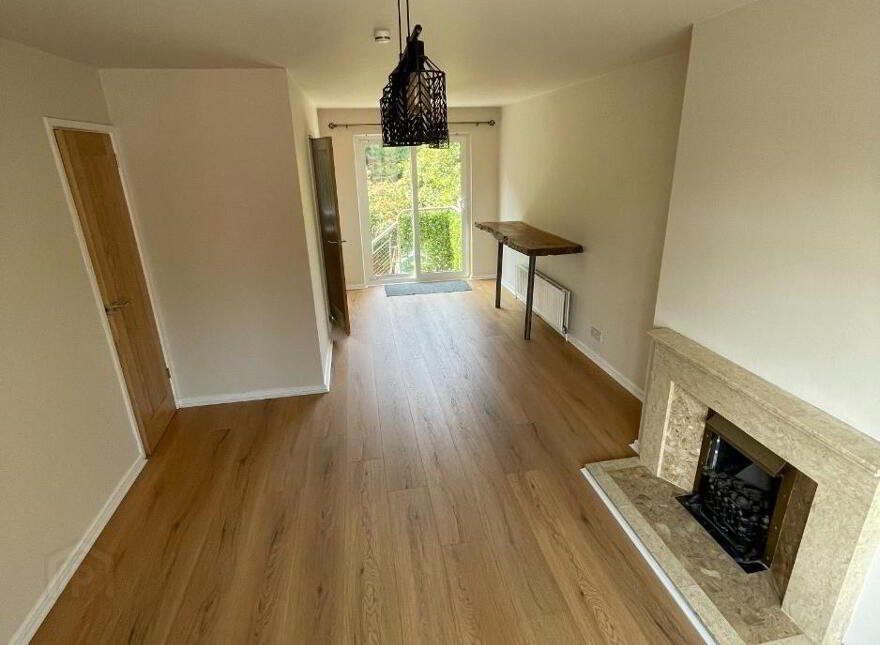 5 Eastleigh Dale, Belfast, BT4 3DT