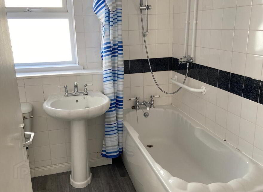 11 Glenfarne Street, Belfast, BT13 1JX
