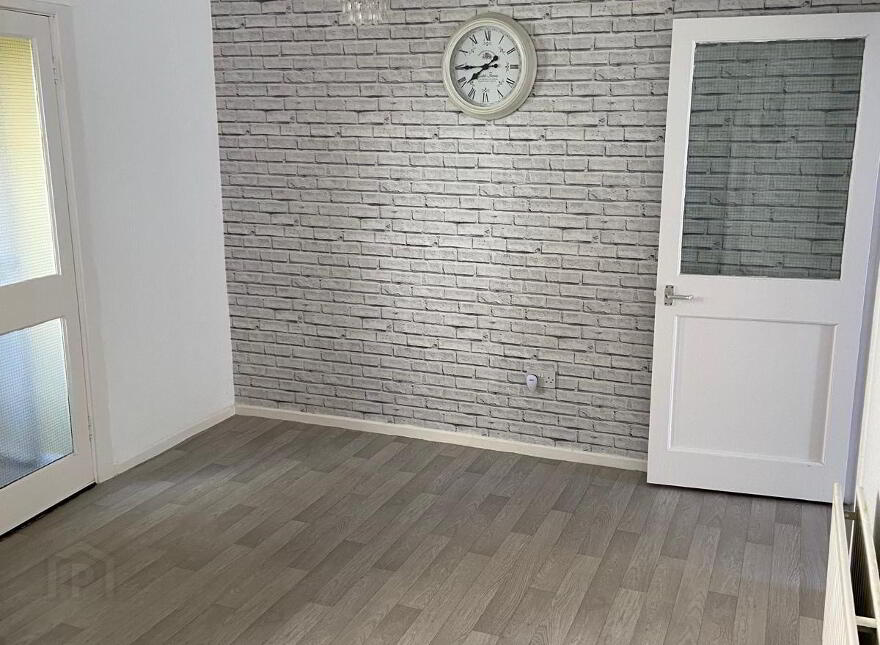 11 Glenfarne Street, Belfast, BT13 1JX