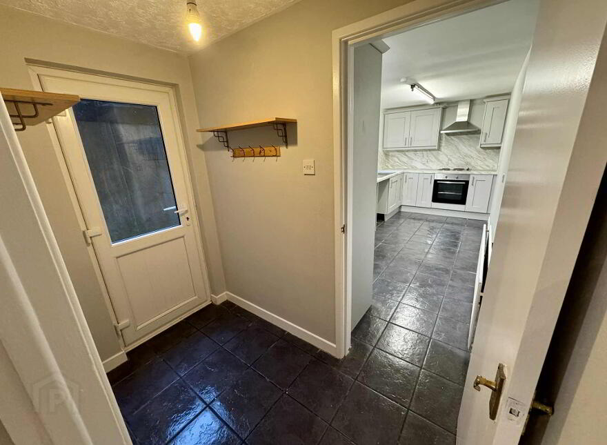 32 Lower Waterloo Road, Larne, BT40 1NP