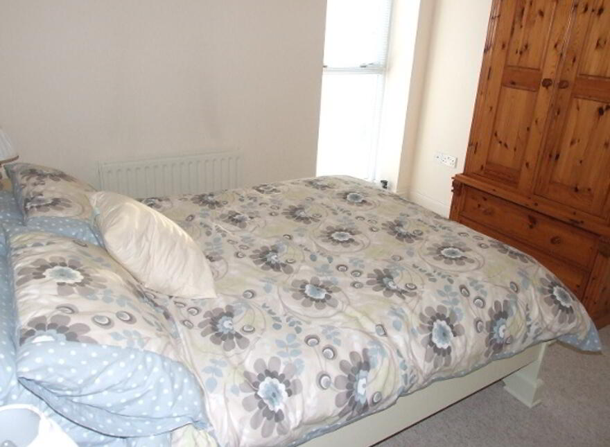 6 Dhu Varren (Student Let), Portrush, BT56 8EN