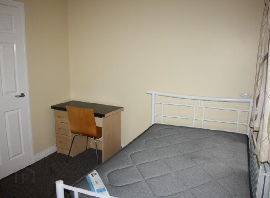 Unit C, 93 Fitzroy Avenue, Belfast, BT7 1HU