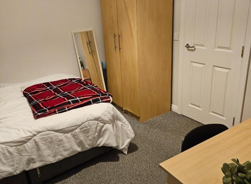 Unit D, 97 Fitzroy Avenue, Belfast, BT7 1HU