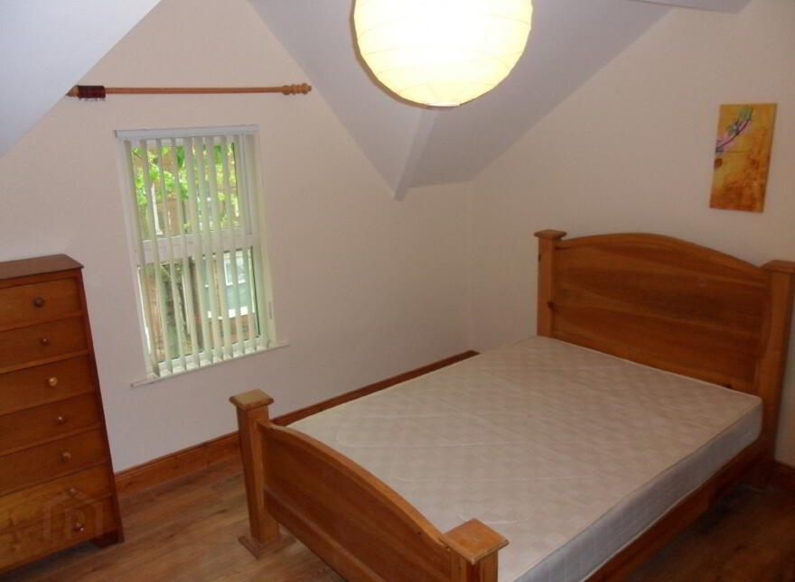 8 Collingwood Avenue, Holylands, Belfast, BT7 1QT